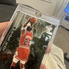 Upper Deck 1998 99 Bull's Eye Black Diamond Michael Jordan Chicago Bulls #72