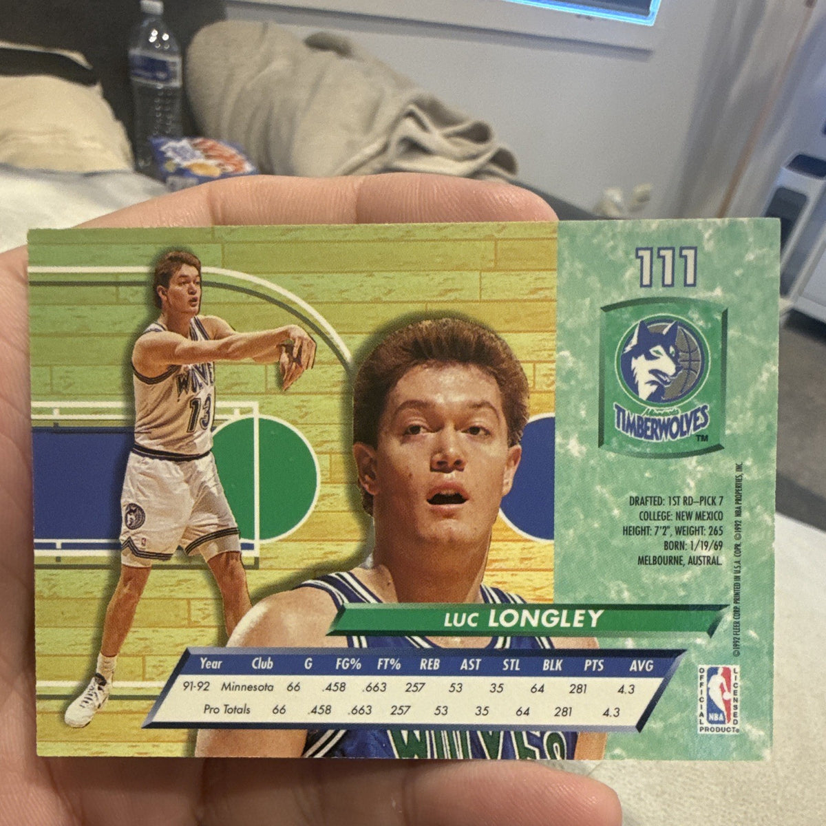Fleer Ultra 1992 93 Luc Longley Base Set #111 Minnesota Timberwolves NBA Card1