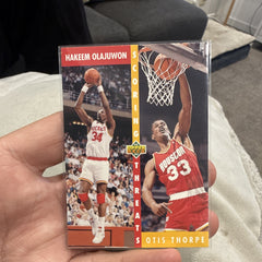 Upper Deck 1992 93 Scoring Threats Insert #501 Hakeem Olajuwon Otis Thorpe0