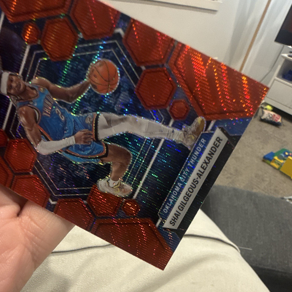 Shai Gilgeous Alexander Parallel 2022 23 Panini Mosaic Basketball No. 4 OKC3