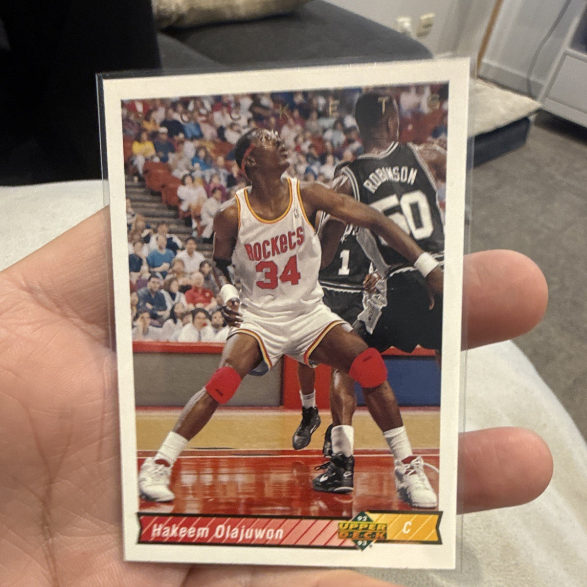 Upper Deck Hakeem Olajuwon Base Set #136 Houston Rockets NBA0