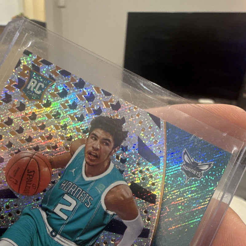 Panini Revolution 2020 21 LaMelo Ball Rookie Parallel No. 140 Hornets2