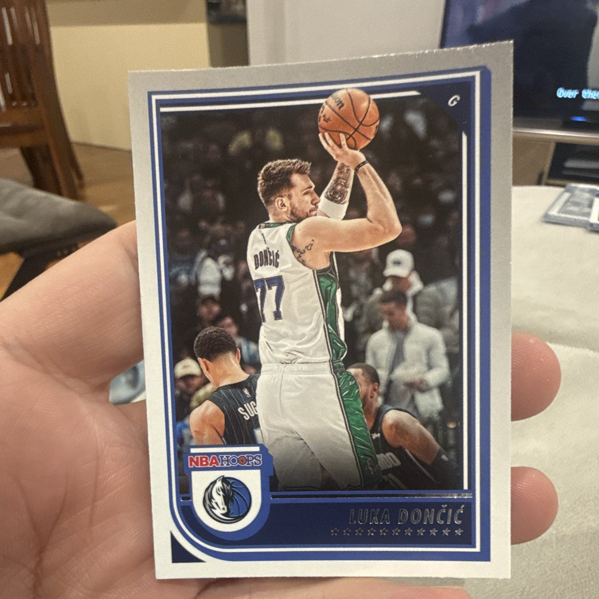 Panini 2022 23 NBA Hoops Luka Dončić Base Set #119 Dallas Mavericks0