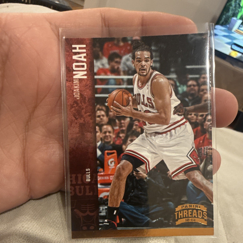 Panini Joakim Noah Base Set 2012 13 Threads 18 Chicago Bulls0