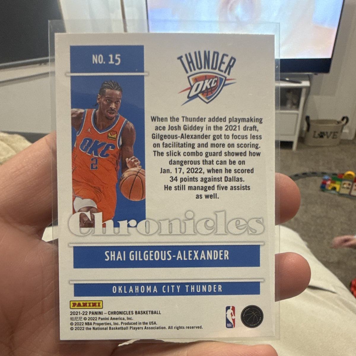 Panini 2021 22 Chronicles Shai Gilgeous Alexander #15 OKC Thunder1