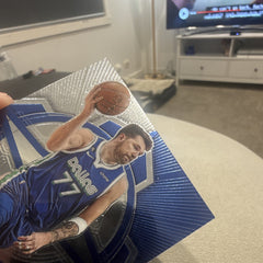 Panini 2022 23 Mosaic Epic Performers Luka Dončić No.7 Dallas Mavericks2