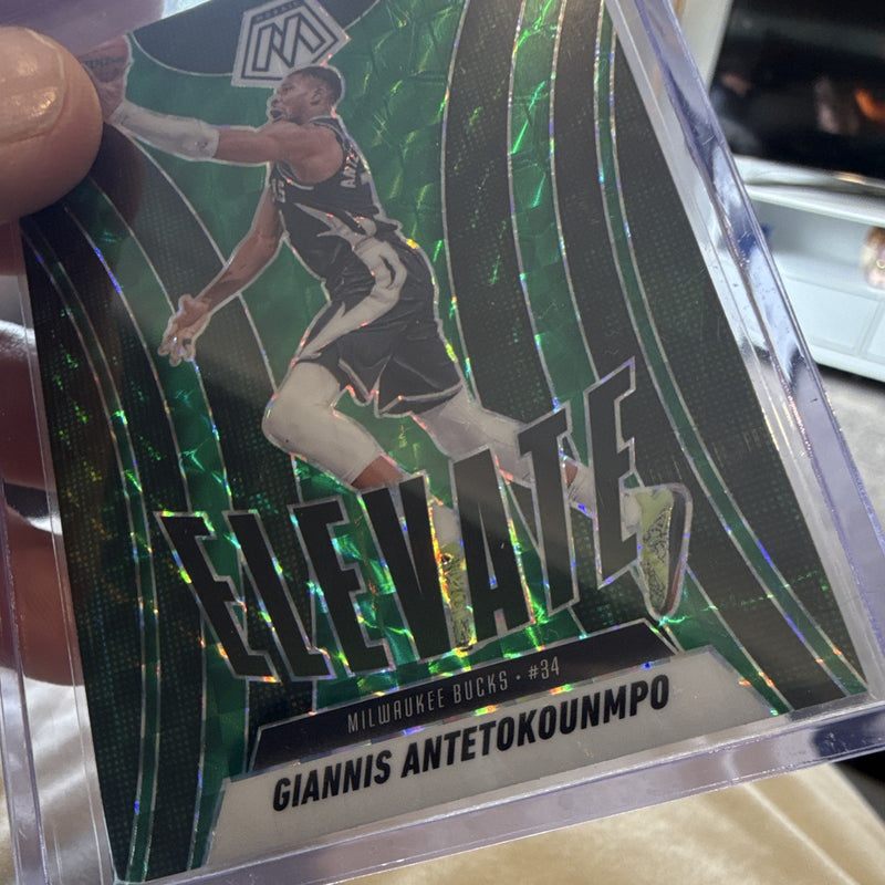 Panini Mosaic Giannis Antetokounmpo Elevate Insert #9 Milwaukee Bucks 2024 253