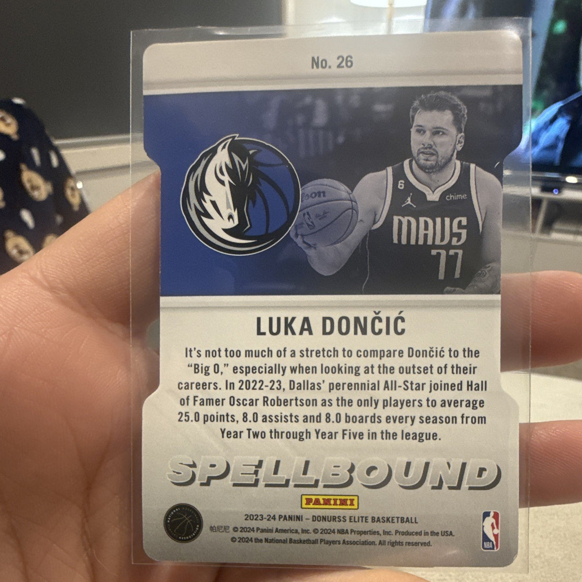 Panini 2023 24 Donruss Elite Spellbound Luka Dončić No. 26 Mavericks DIECUT1