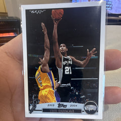 Topps Tim Duncan Base 2003 04 Topps #21 San Antonio Spurs NBA Card0