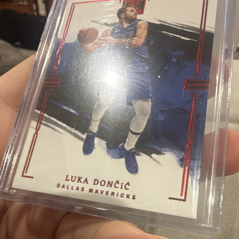 Panini Impeccable Basketball 2022 23 Luka Dončić #16 Dallas Mavericks Card3
