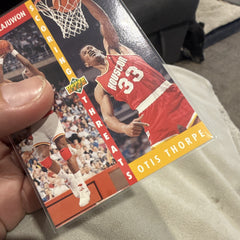 Upper Deck 1992 93 Scoring Threats Insert #501 Hakeem Olajuwon Otis Thorpe2