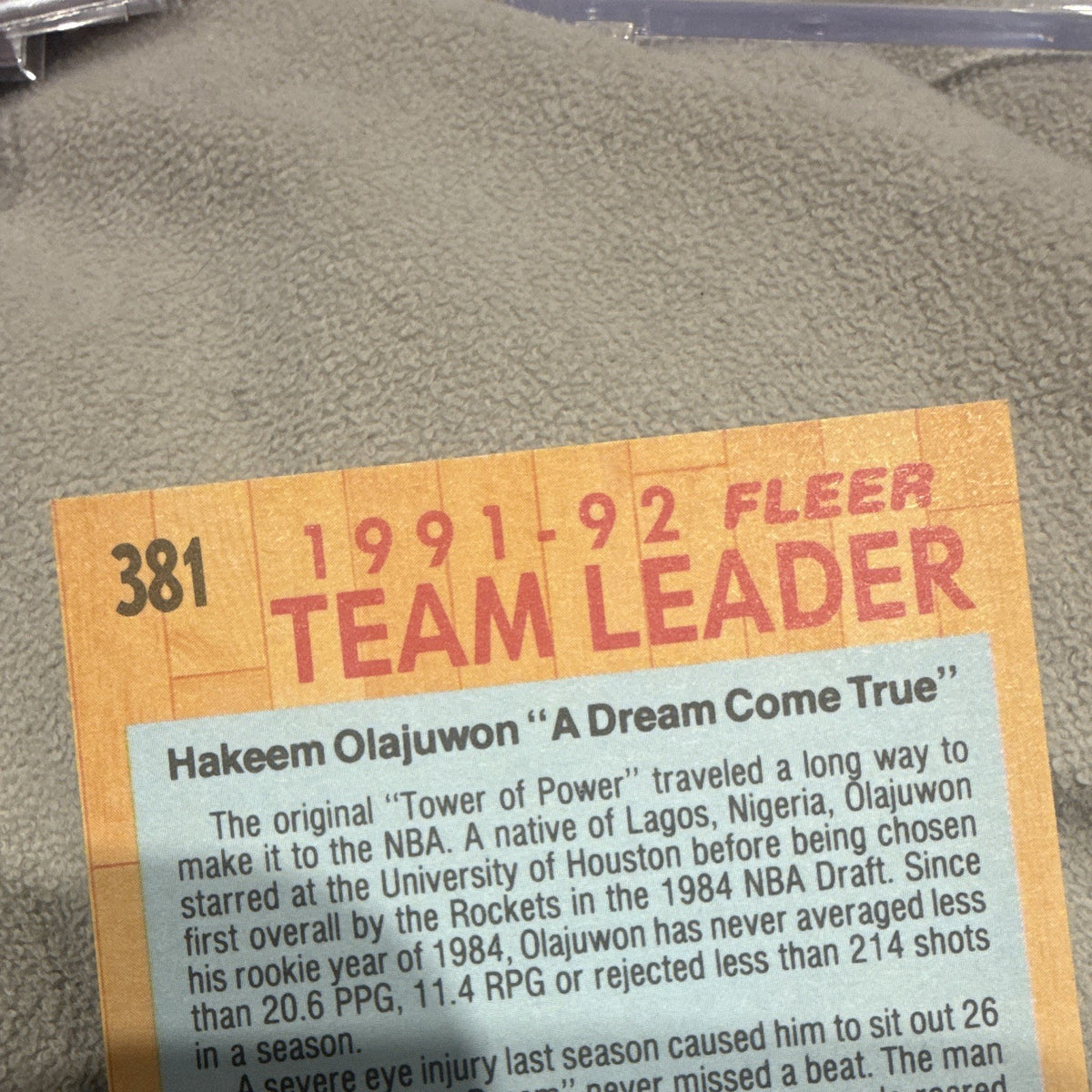 Fleer 1991 92 Fleer Hakeem Olajuwon Team Leader #381 Houston Rockets2