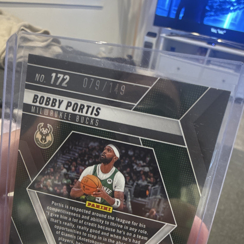 Panini 2024 25 Mosaic Bobby Portis Prizm #172 079/149 Milwaukee Bucks3