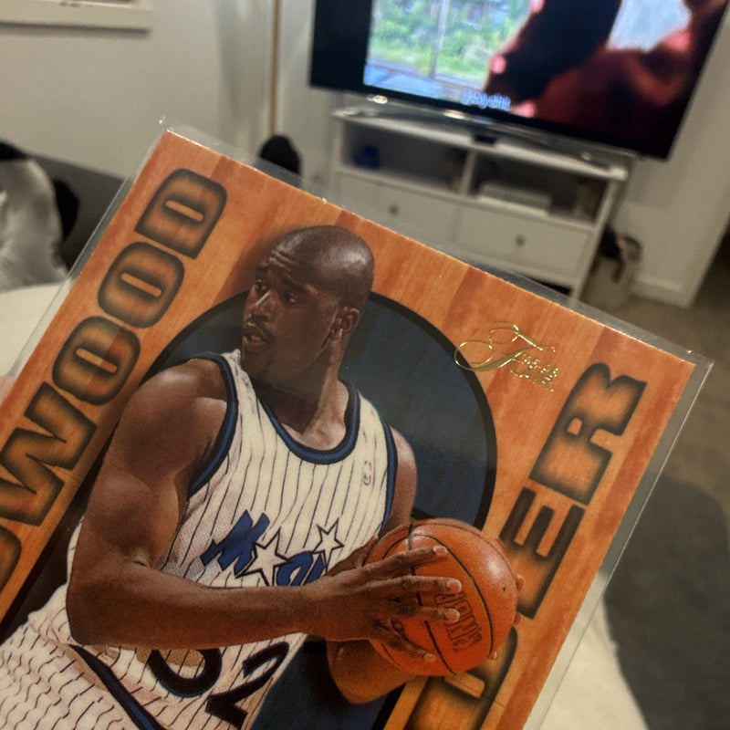 Shaquille O'Neal Hardwood Leader Insert 1994-95 Fleer 19/27 Orlando Magic2