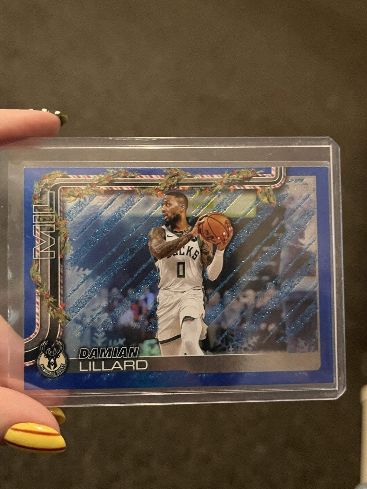 Damian Lillard Holiday Insert H44 Topps Holiday Milwaukee Bucks 2024 25 NBA1