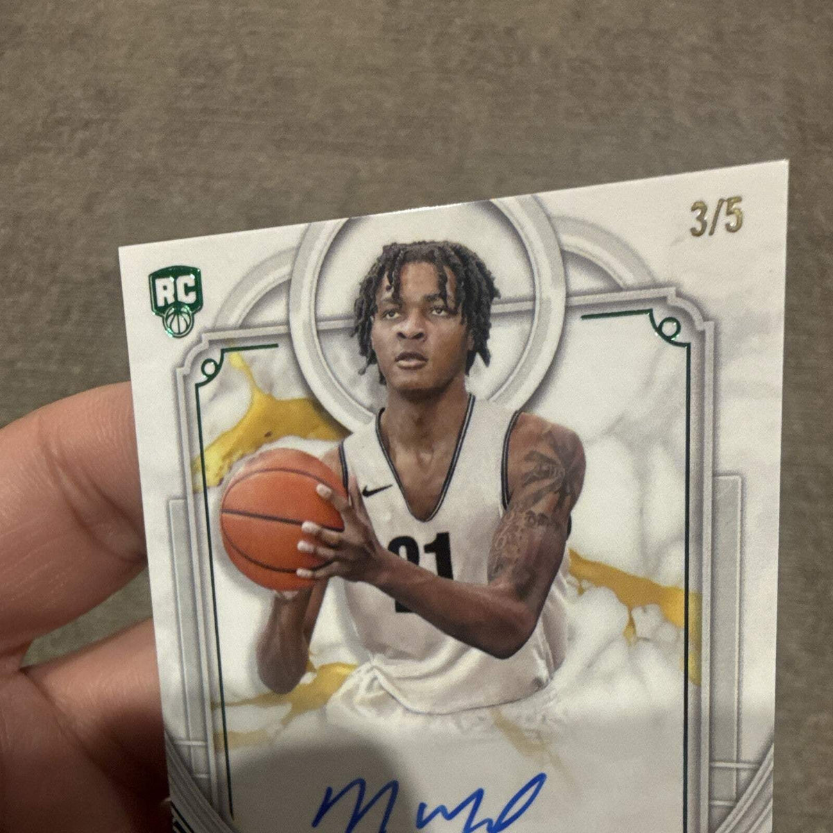 Noah Clowney 2023/24 Topps Royalty Collection RA NC RC Auto 3/53