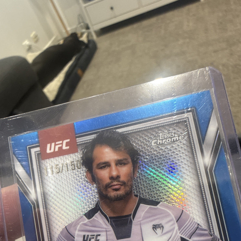 Topps 2025 Topps Chrome UFC Top of the Class Alexandre Pantoja Blue 115/1502
