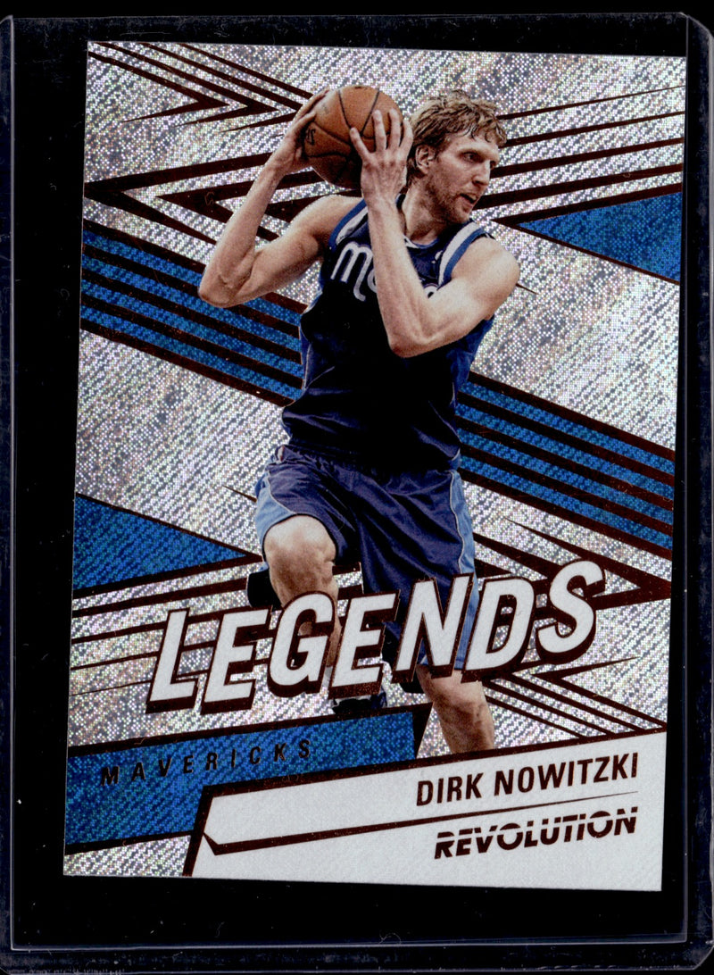 Dirk Nowitzki Base Panini Revolution 174 NM0
